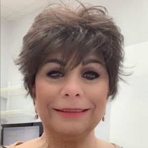 Meet your Posher, Carol